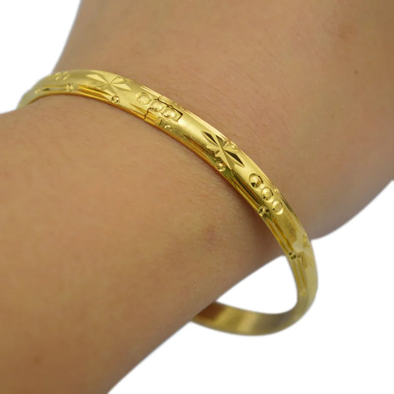 New Fashion Gold Color Bangles