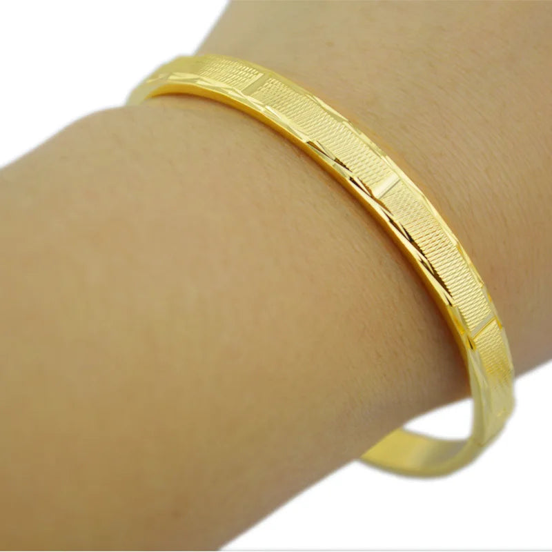 New Fashion Gold Color Bangles