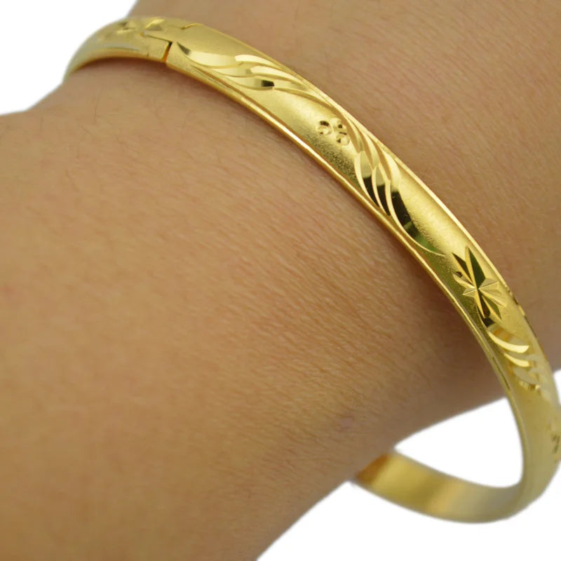 New Fashion Gold Color Bangles