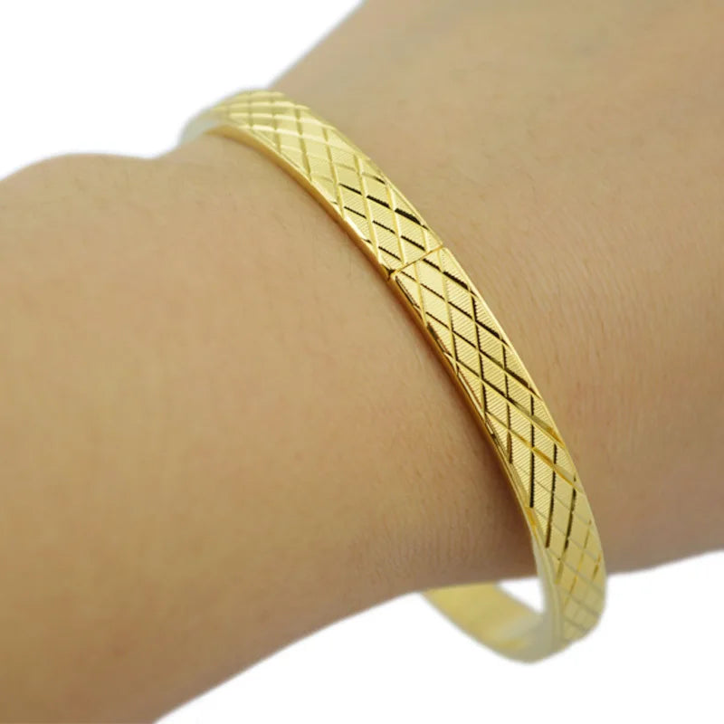 New Fashion Gold Color Bangles