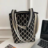 New Fashion Color Contrast Geometric Stain Resistant Bucket Bag