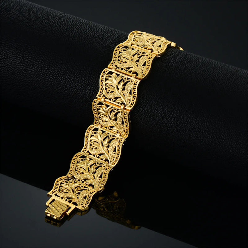 20MM Leaf Flower Pattern Chunky Big Bracelet