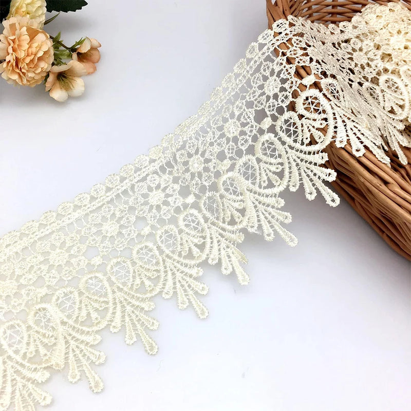 High Quality Beautiful Floral Lace